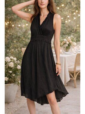Anthropologie Maeve Black V-Neck Ruffle Crinkle Dress Size 2 La Habana EUC